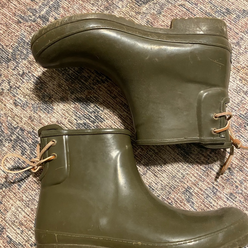 Sperry Rainboots